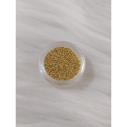 Balines dorados Fantasy nails