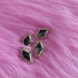 Dijes Rombo 4 pz Fantasy nails