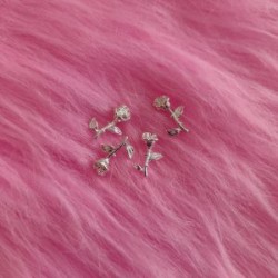 Dijes Rosas plateadas 4 pz Fantasy nails