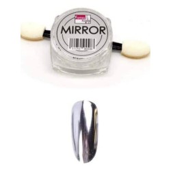 Efecto espejo plateado Fantasy nails